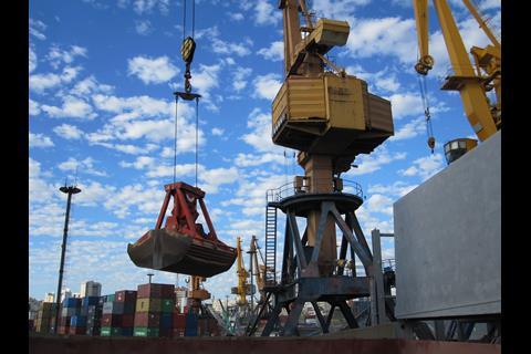Moving on: technology is changing the way grabs are being designed and operated